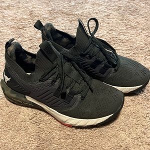 Under Armour Womens shoes